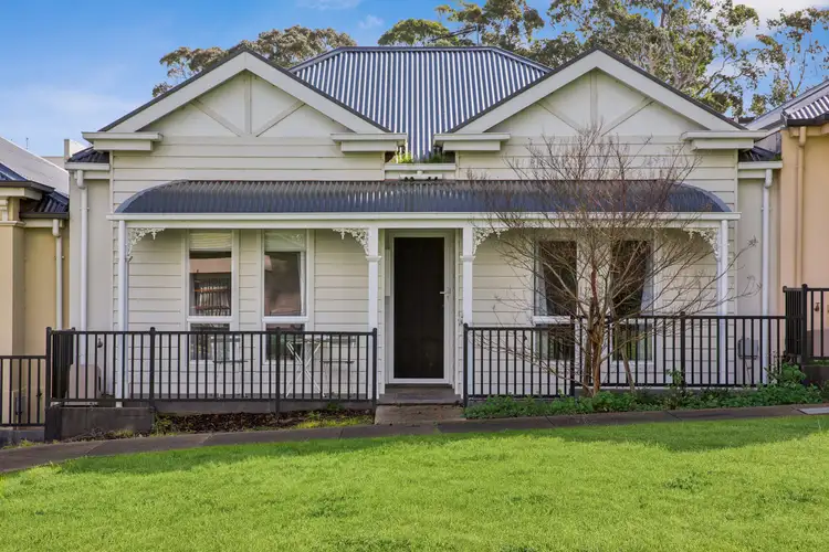 16 Croft Lane