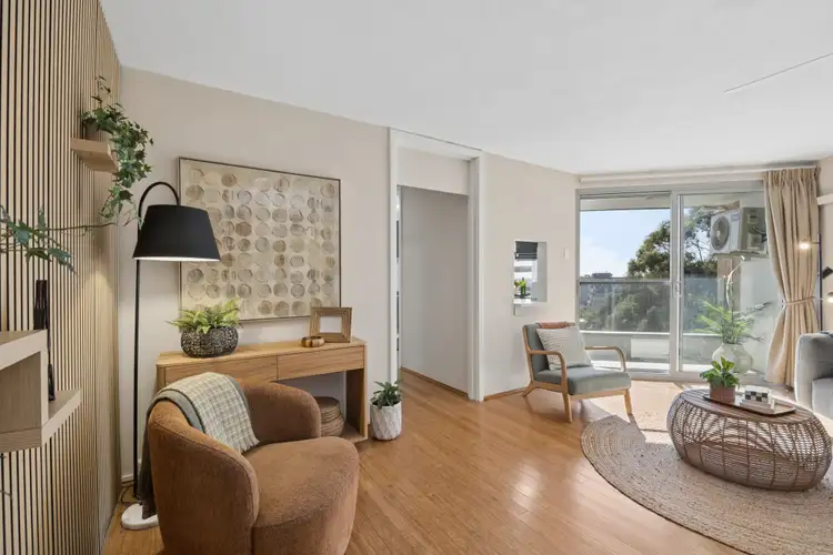 38 Kings Park Road
