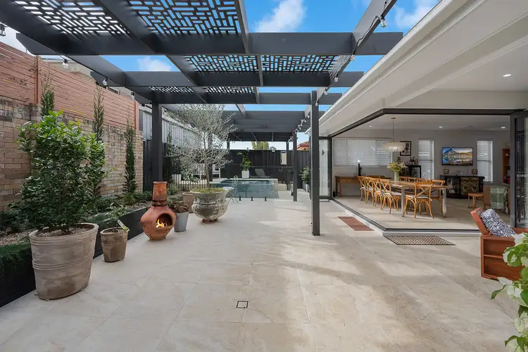 34 Cowen Street