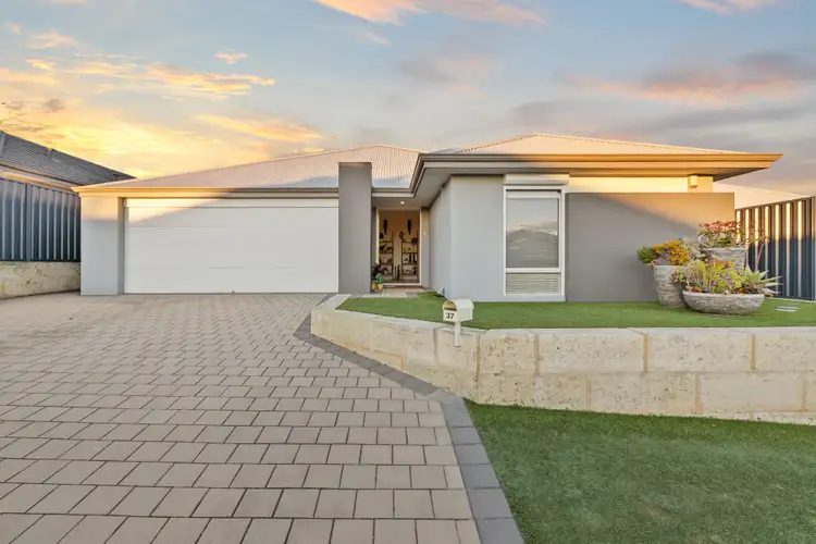 37 Cornelia Vista