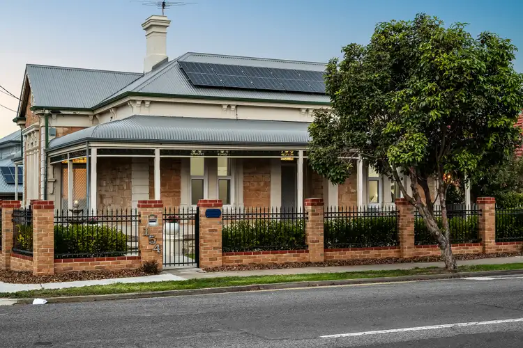 154 Military Road