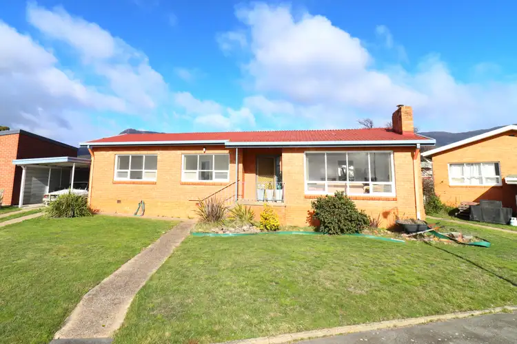 10 Maxwell Avenue