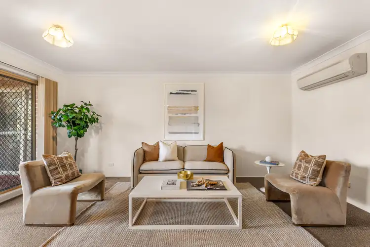 2 Schofield Place