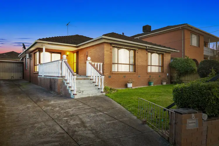 8 Cherston Court