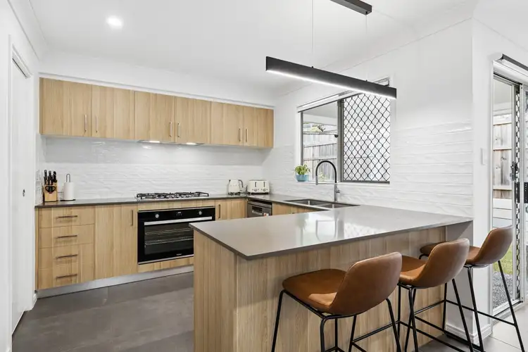 15 Zamia Close