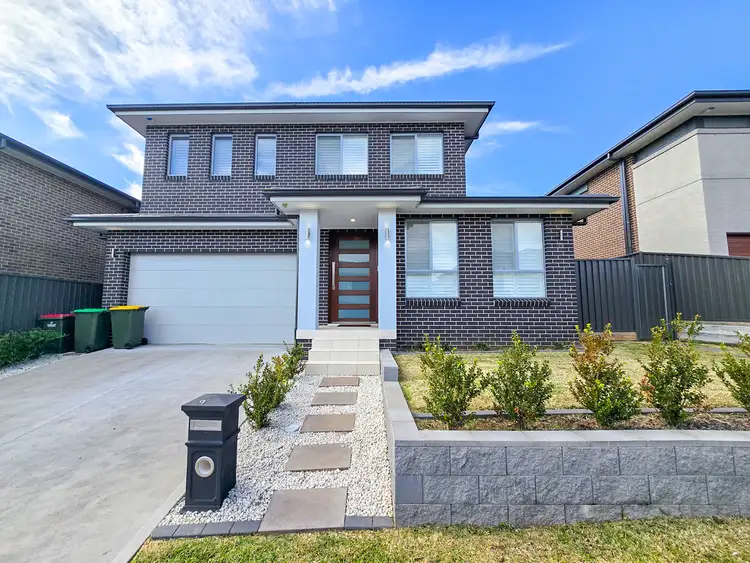 9 Dempsey Street