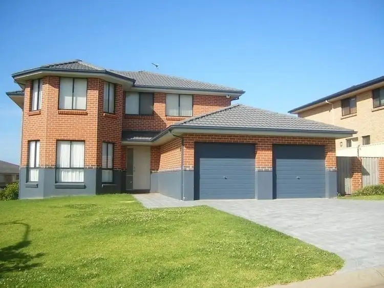 44 Eucumbene Avenue