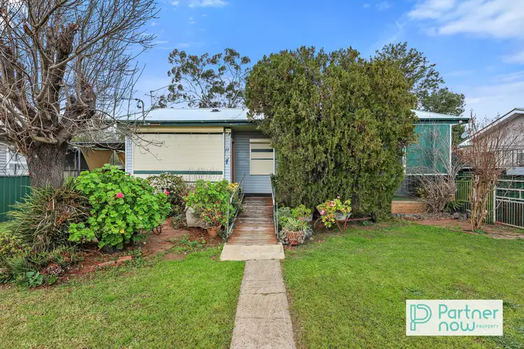 17 Jill Street