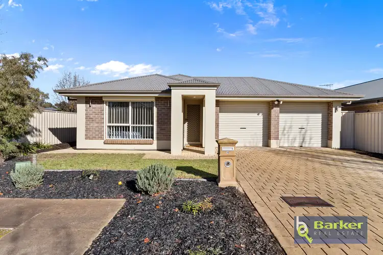 16 Ross Davis Avenue