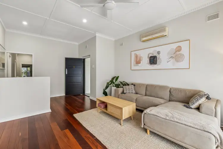 3 Bowker Street