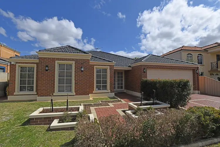 113 Glen Iris Drive