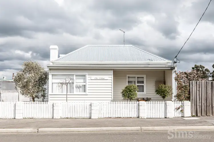 24 Logan Road