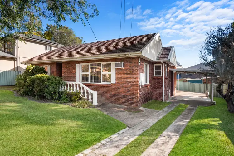 10 Burrell Crescent