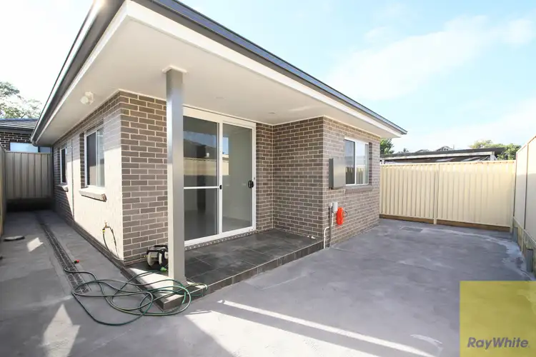 1/7 Spencer Street