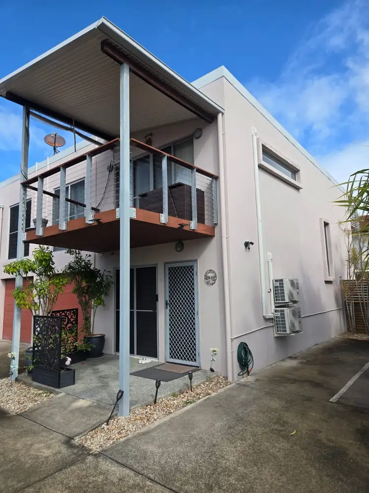 24 Kangaroo Avenue
