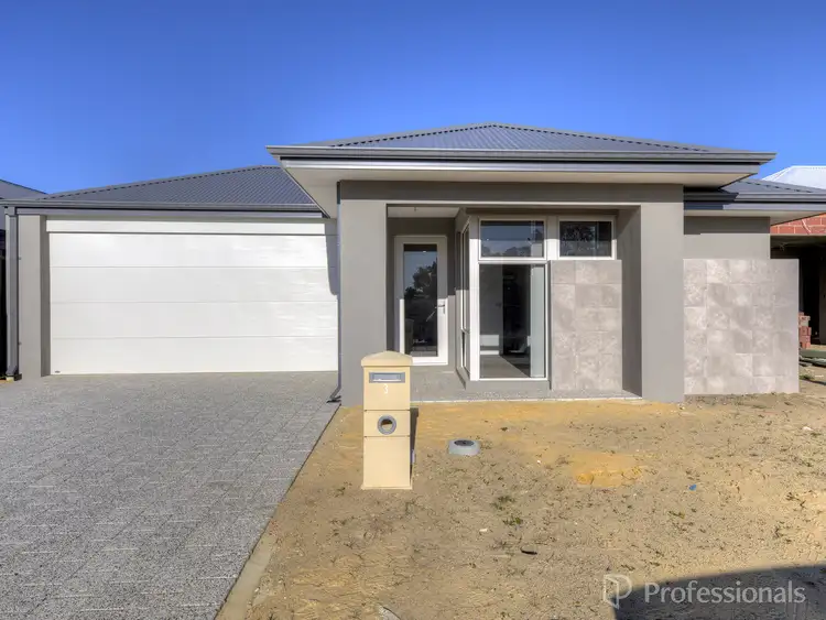 3 Mannikin Way
