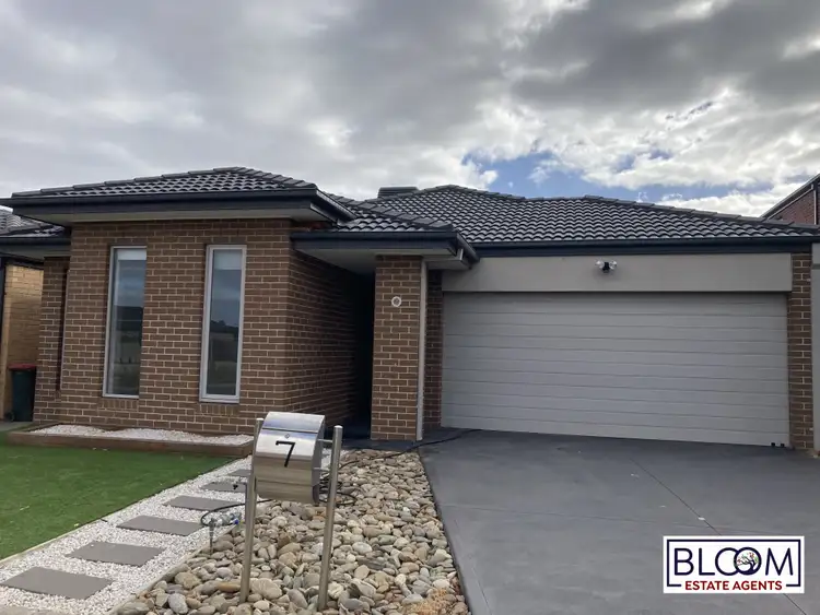 7 Cutleaf Crescent