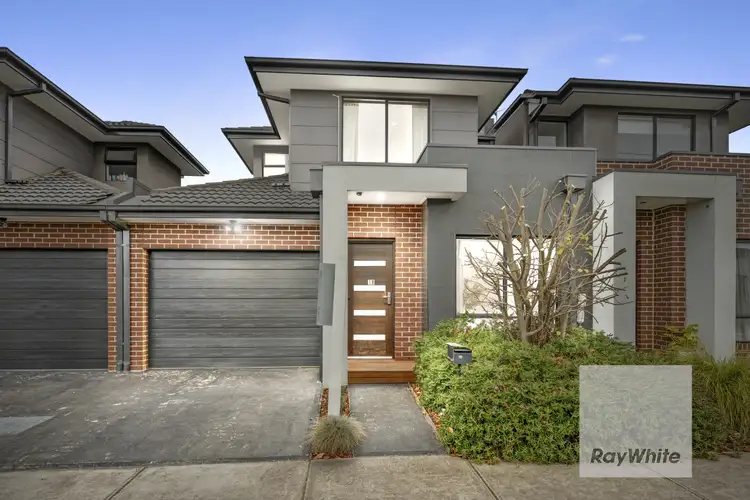 1B Newton Street