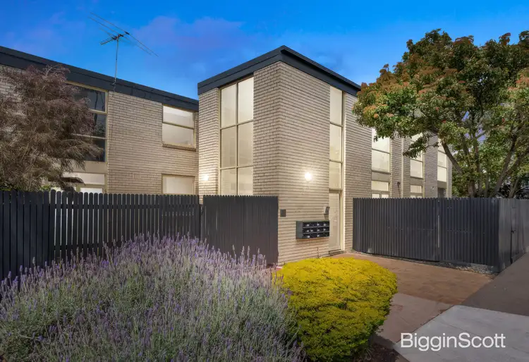77 Wattletree Road