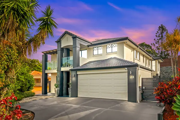 23 Kakadu Crescent