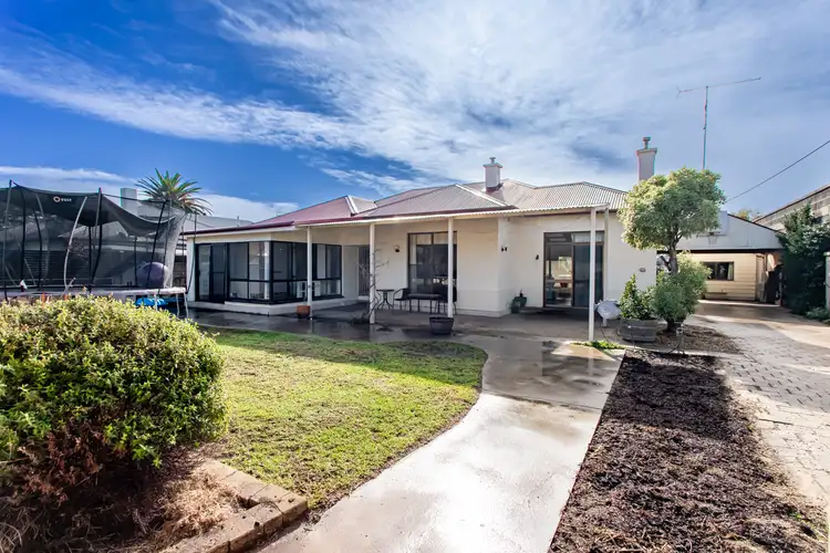 5 Loveday Street