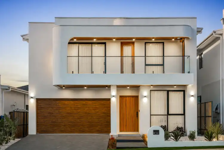 8 Layla Street