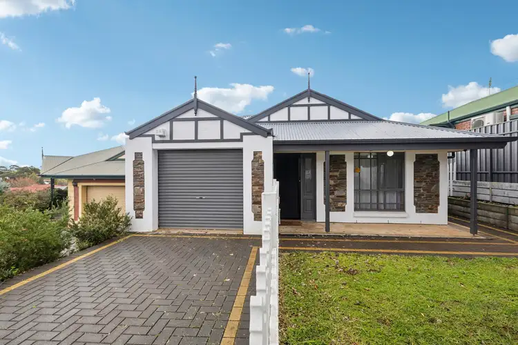 35 Hudson Lowe Drive