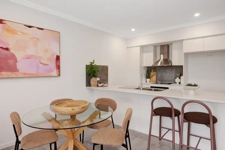 13B Buckland Drive