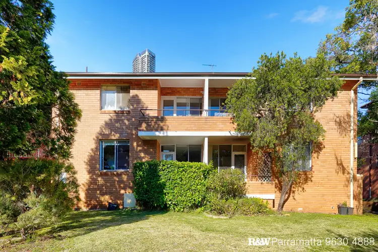 5 Thomas Street
