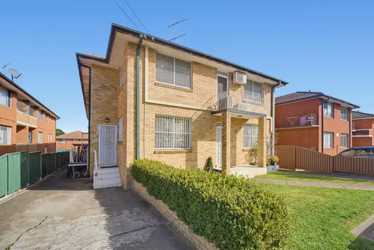 1/9 Denman Avenue