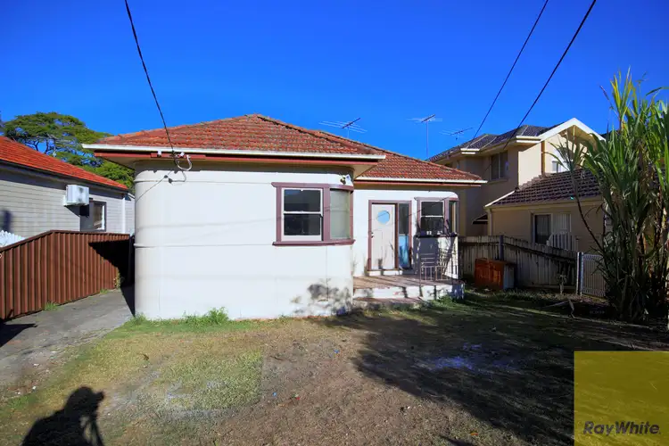 74 Caldwell Parade