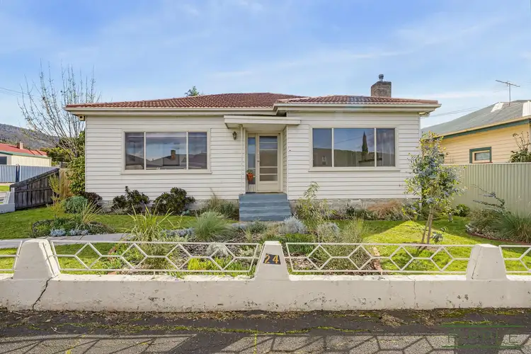 24 Riverway Road