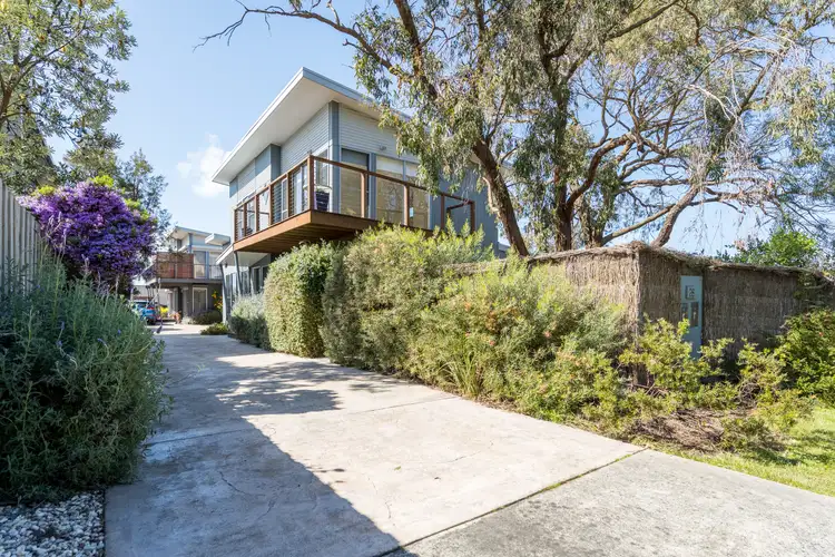 26 Freda Street