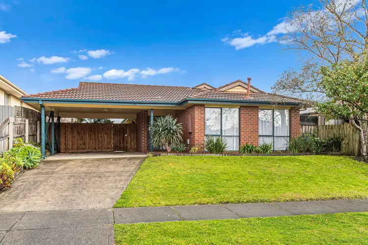 24 Dunn Crescent