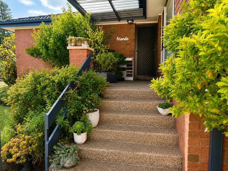 16 Chaperon Crescent