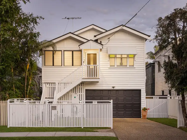 76 Swan Street