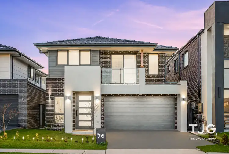 76 Manso Crescent