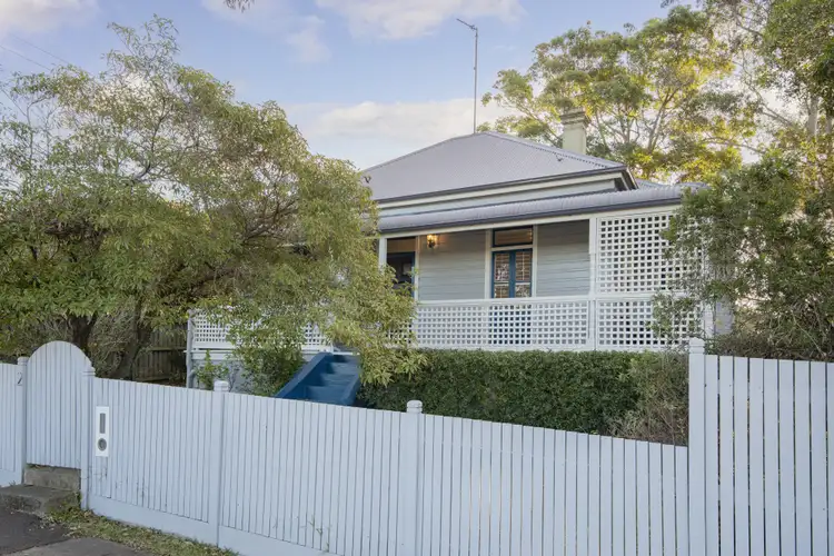 2 Tighe Street