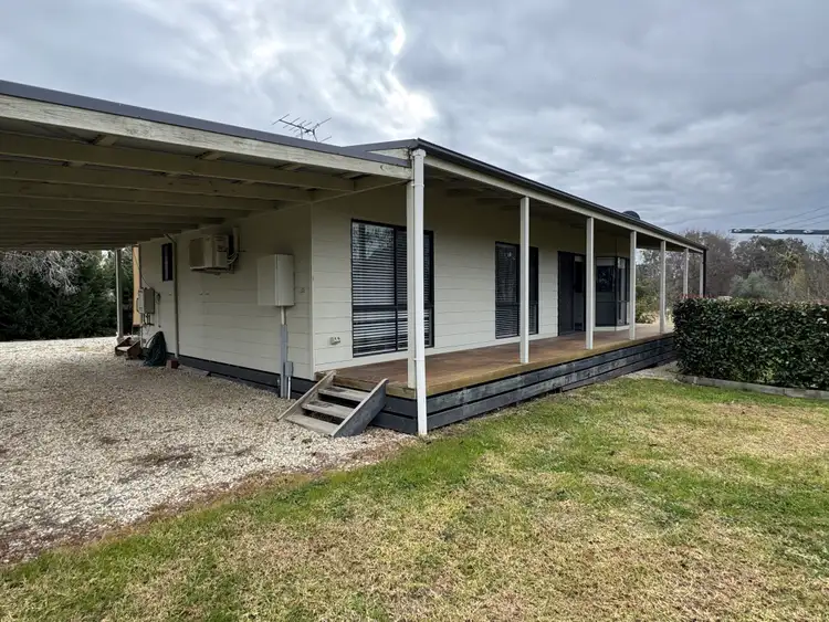 3 Buckland Court