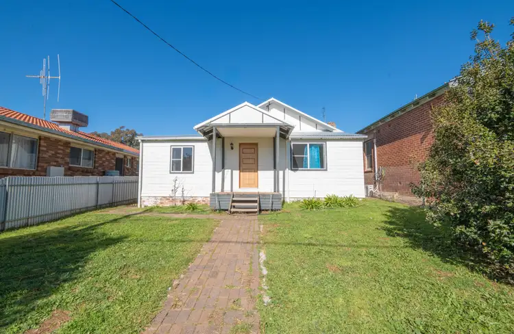 53 Woodward Street