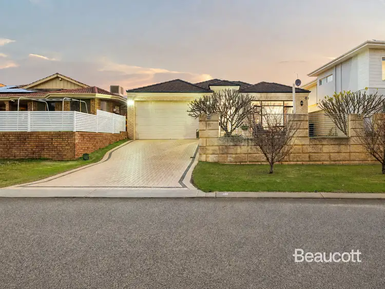 21 Lindisfarne Way