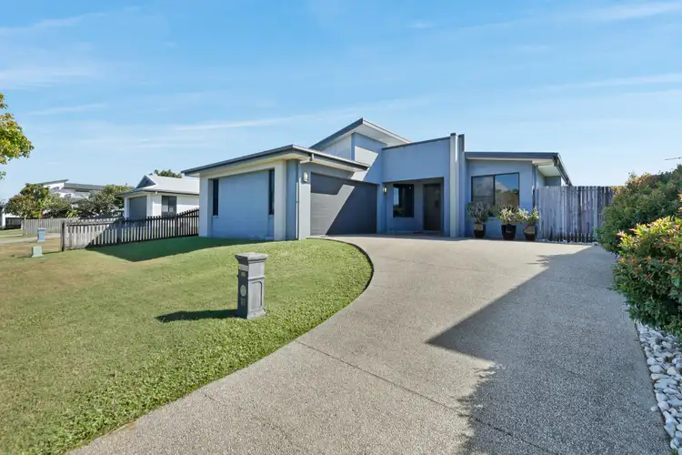 11 Lancaster Way