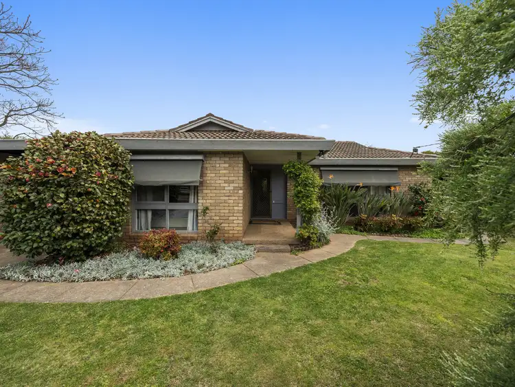 10 Warana Court