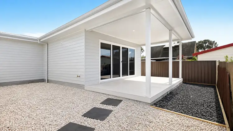24a Kapooka Avenue