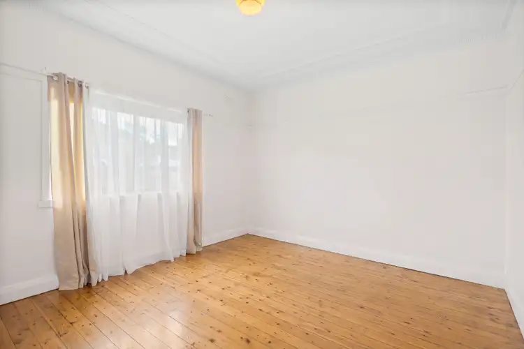 30 PARKER STREET