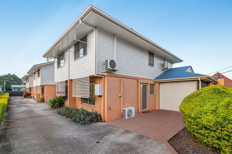 20 Lowry Street