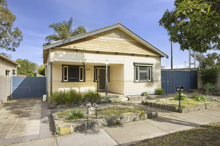 13 Kooyong Road