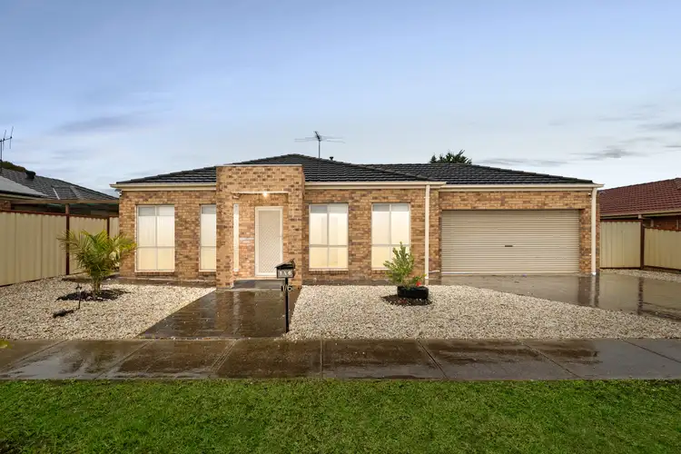 6 Woodland Rise