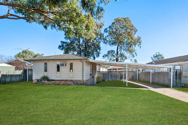 9 Mungadal Way