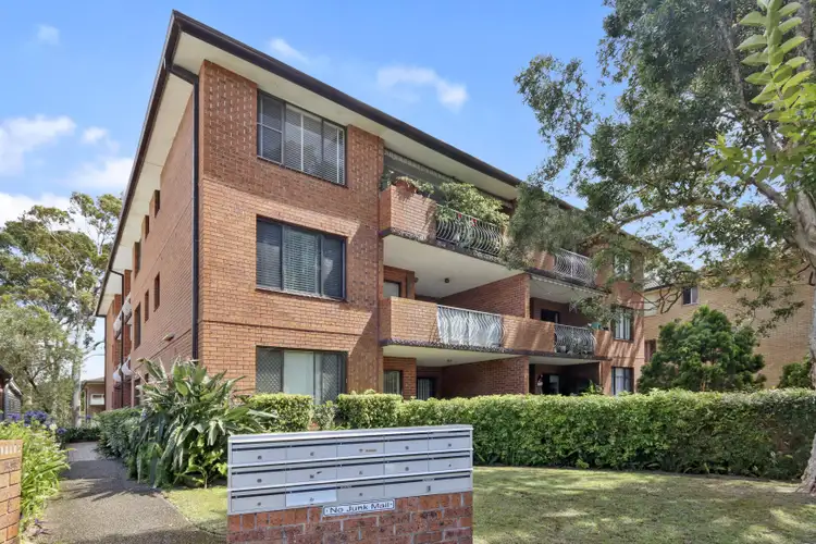20-22 Carlton Parade